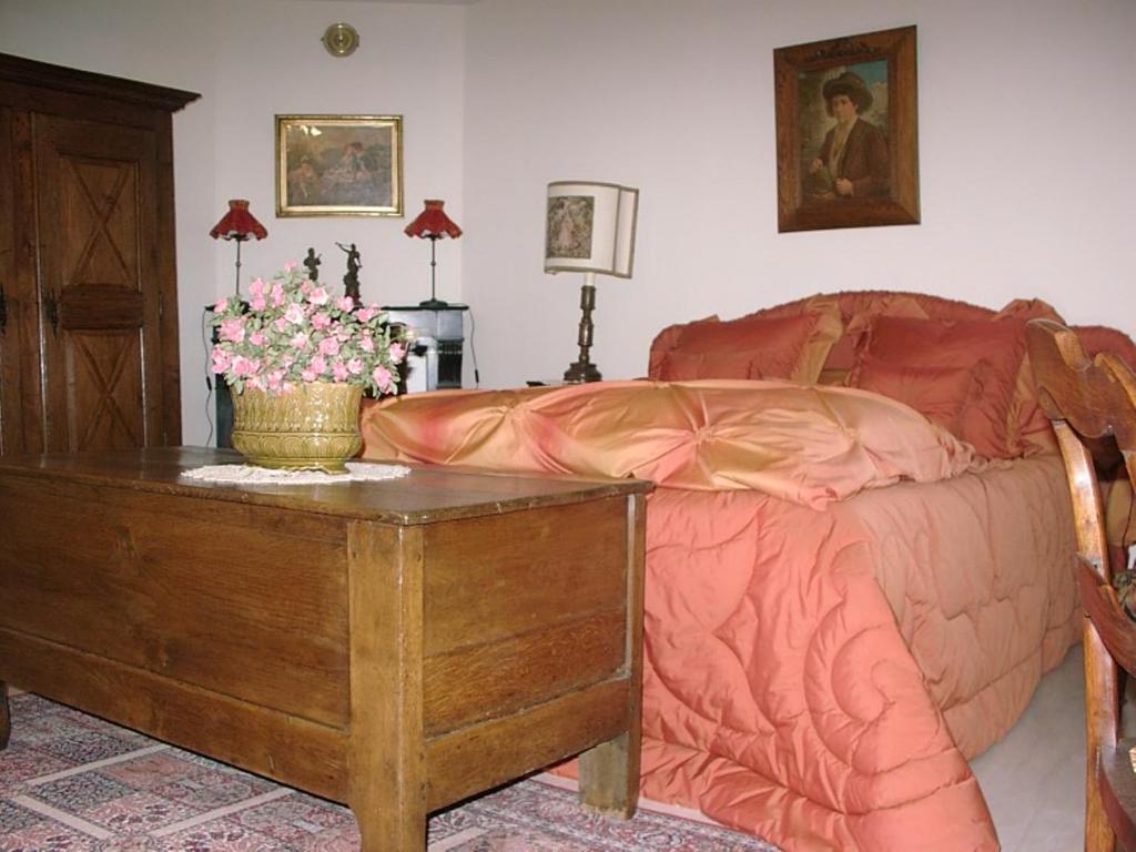 Au Fond De La Cour Bed & Breakfast Veyre-Monton Стая снимка